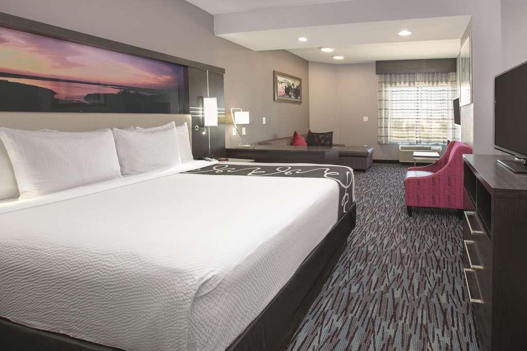 מלון La Quinta By Wyndham Amarillo Airport חדר תמונה