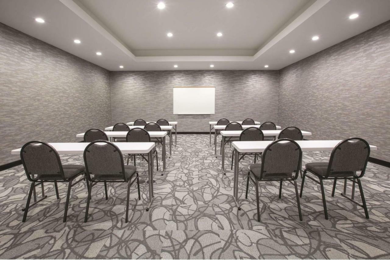 מלון La Quinta By Wyndham Amarillo Airport מראה חיצוני תמונה